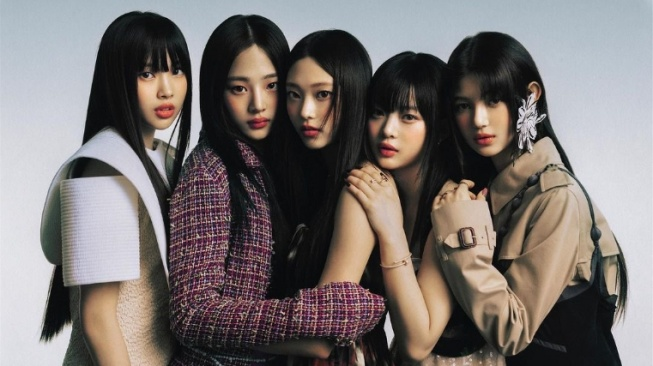 Grup Vokal NewJeans Raih Trofi Utama Acara Musik Bergengsi