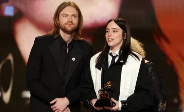 Profil Billie Eilish 2026 dan Evolusi Gaya Musiknya